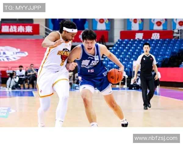 好兄弟一路平安！杨瀚森和马卢阿奇两个首轮秀赛后拥抱