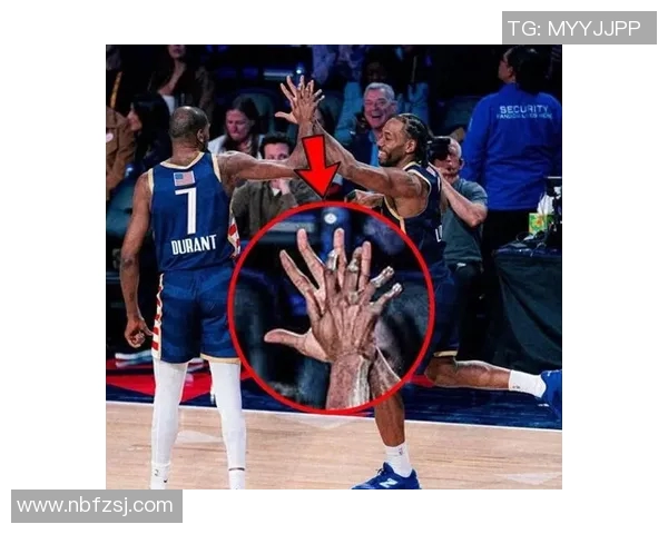 巨掌战神!小卡单节31分封神,手比杜兰特大两倍,NBA历史第9!